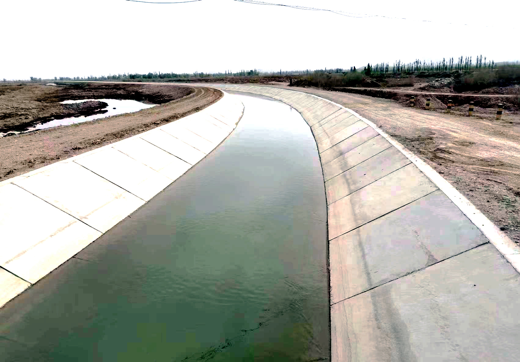 3、喀什地區(qū)巴楚縣勝利及恰瓦克灌區(qū)續(xù)建配套與現(xiàn)代化改造建設(shè)項(xiàng)目（一期工程）